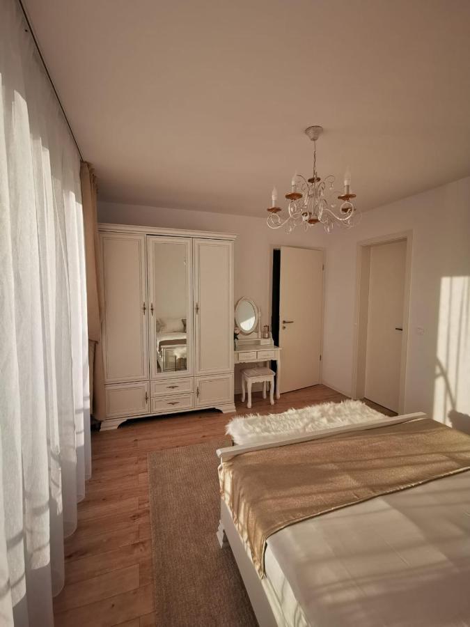 Cliche Luxury Apartment Brașov Exterior foto